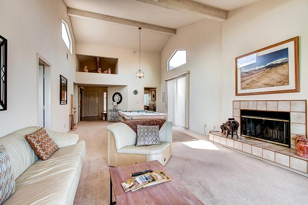 Borrego Springs Hideaway Pool Table, Mtn Views! 빌라 외부 사진