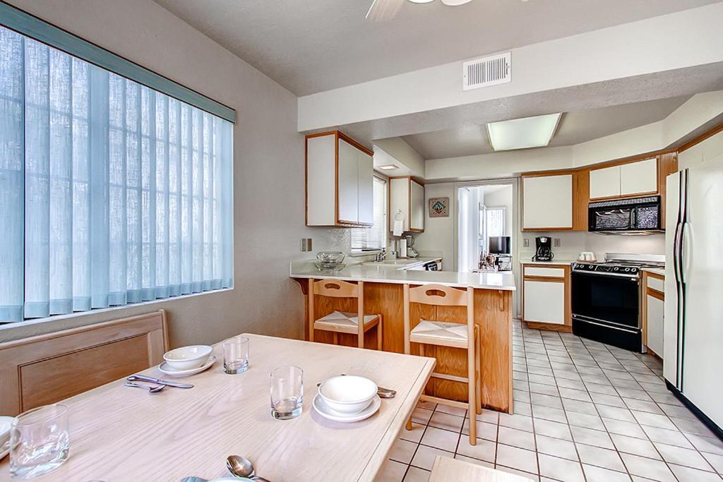 Borrego Springs Hideaway Pool Table, Mtn Views! 빌라 외부 사진